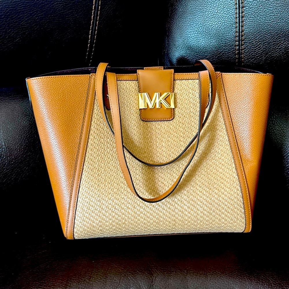 Michael Kors Jet Set Travel large tote bag